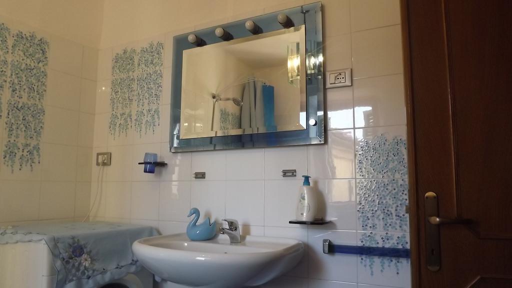 Casa Marina Apartment Fosdinovo Bagian luar foto